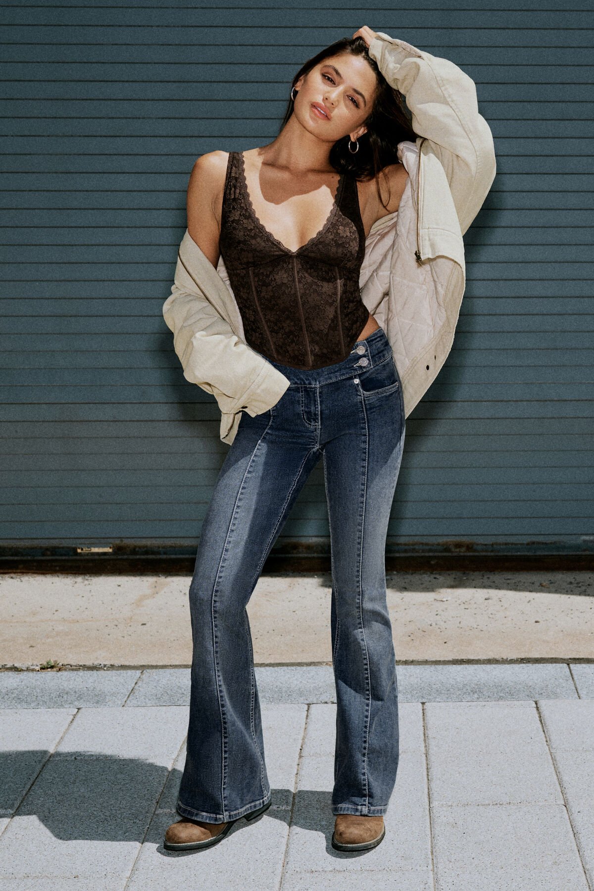 100076978_07J_1920x2880-10