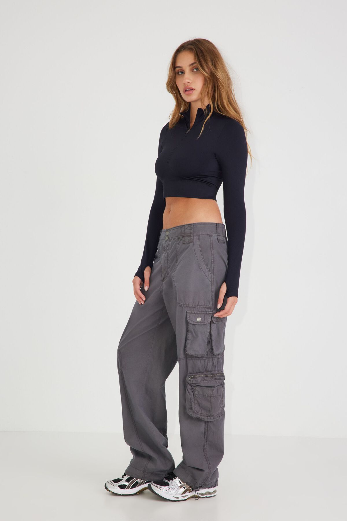 100079378_5GK_alt2_1920x2880-1