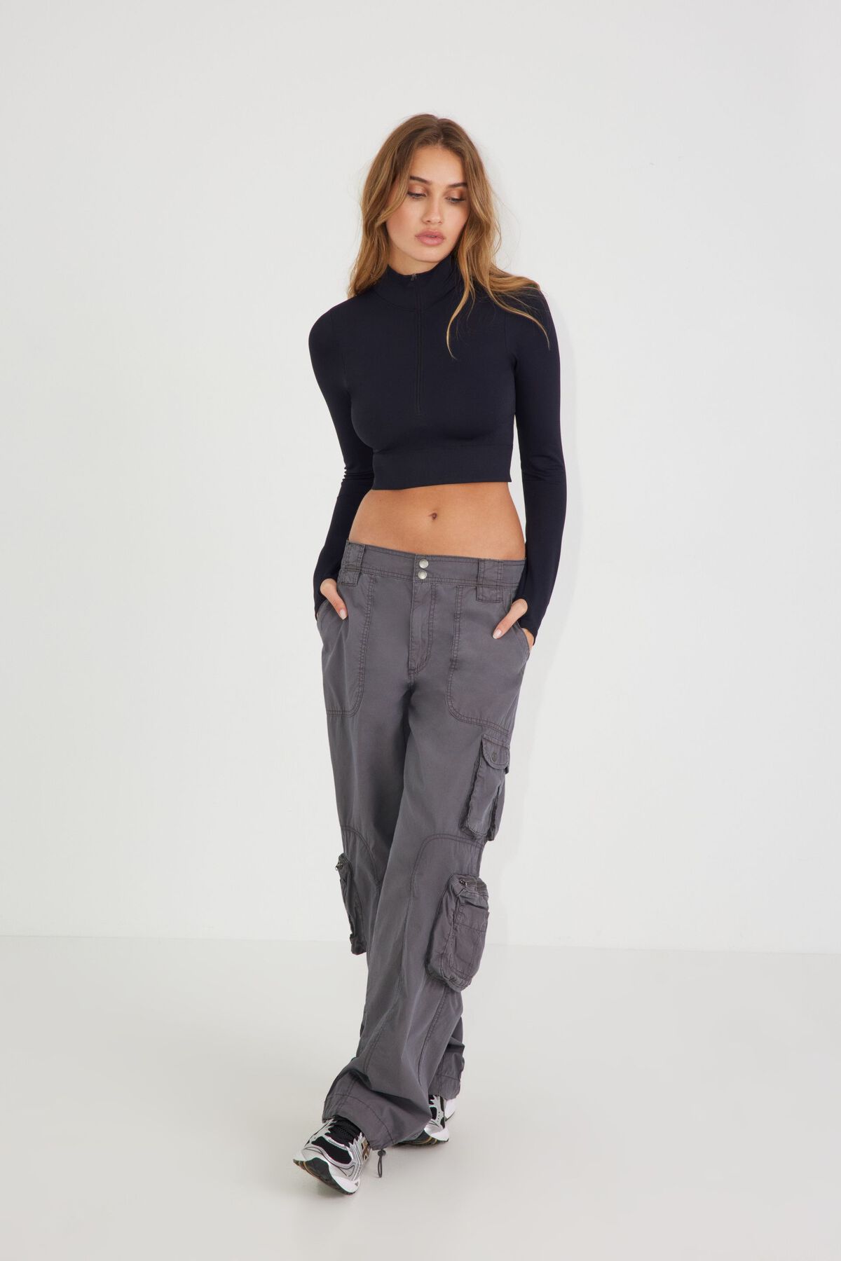 100079378_5GK_alt3_1920x2880-1