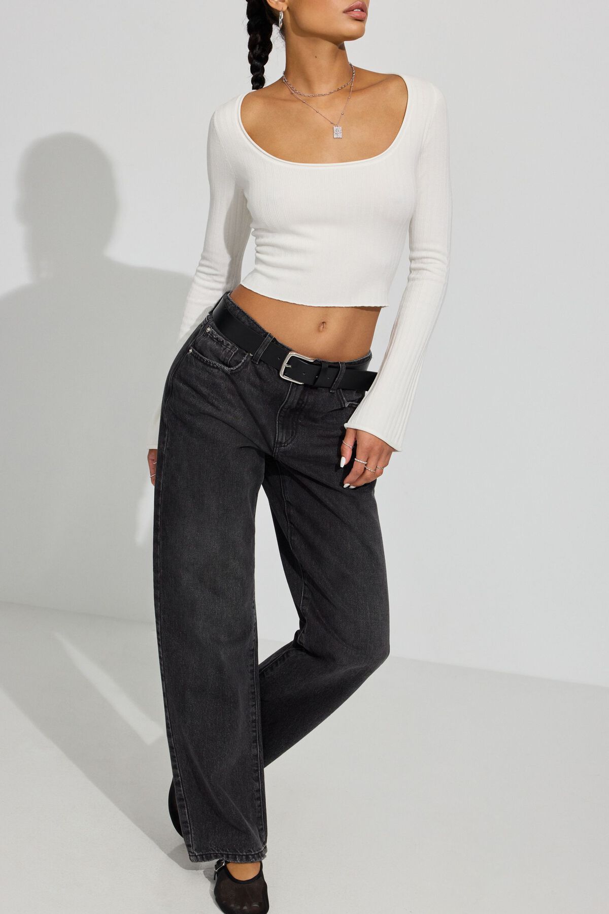 100089655_03G_alt1_1920x2880