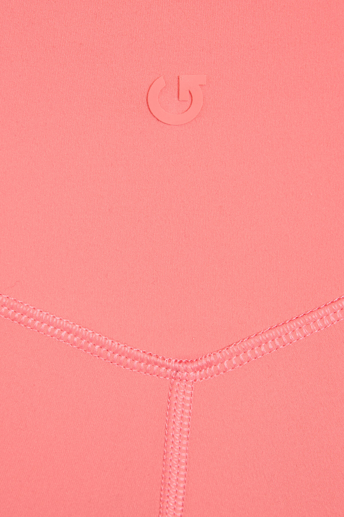 100090133_7ZB_alt5_1920x2880-1