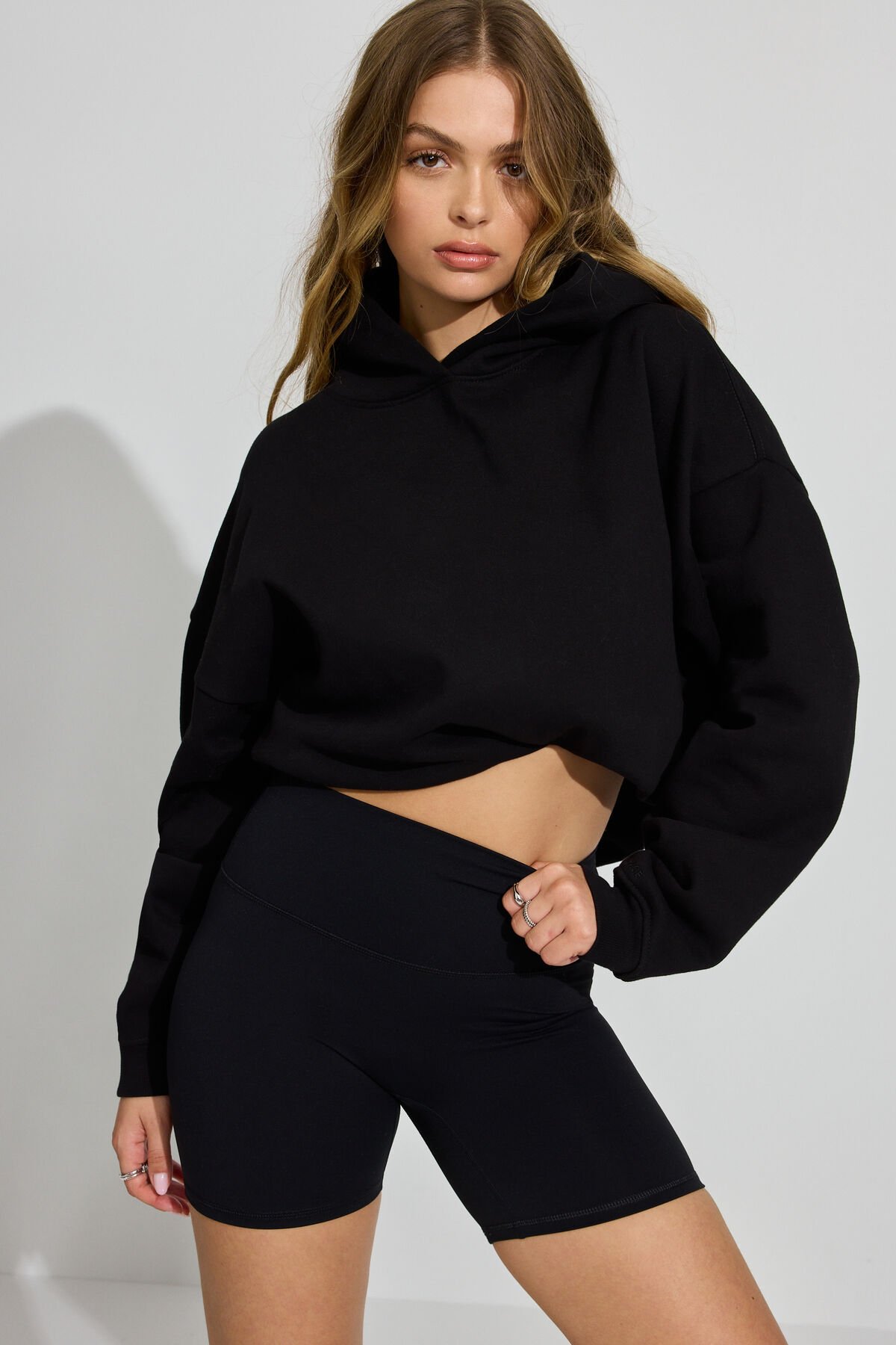 100090152_06V_1920x2880-4