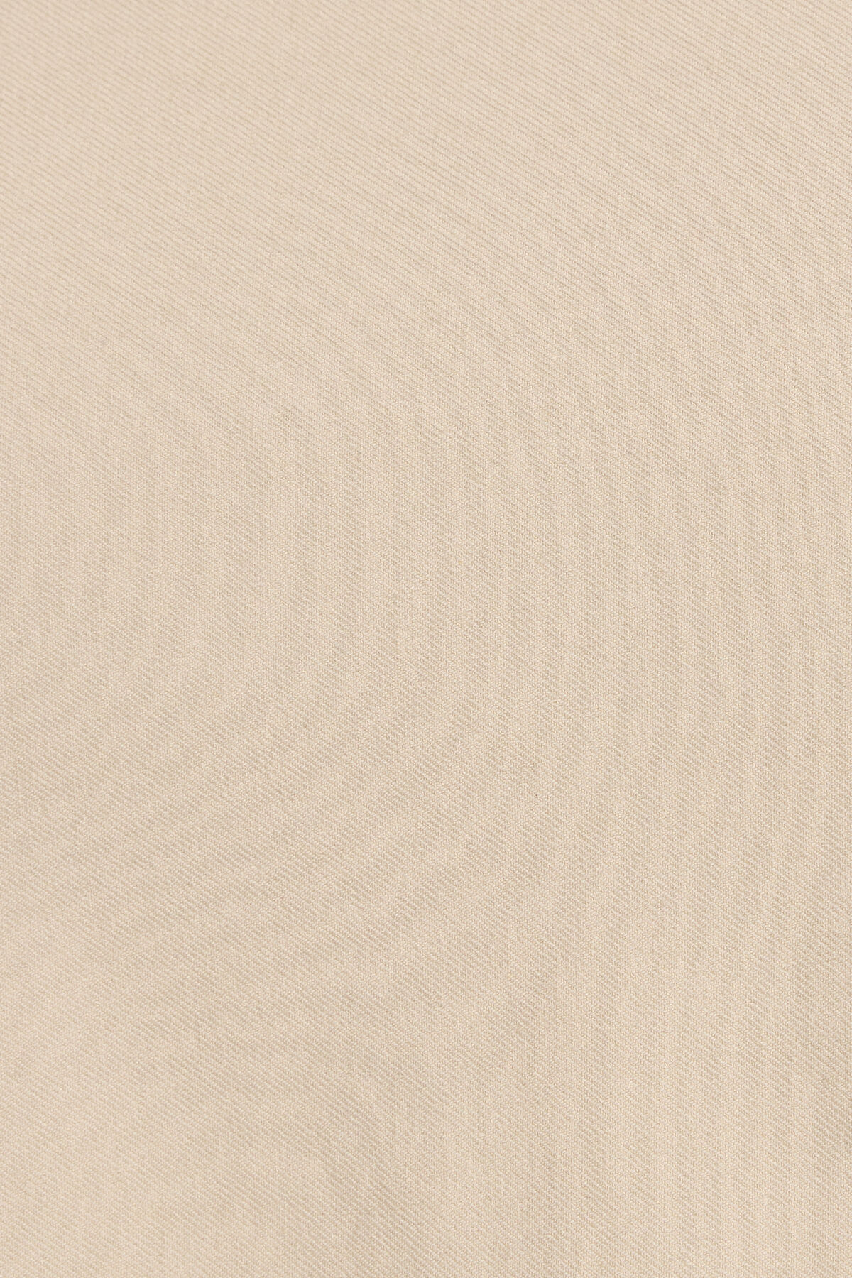 100091375_2Q7_alt4_1920x2880