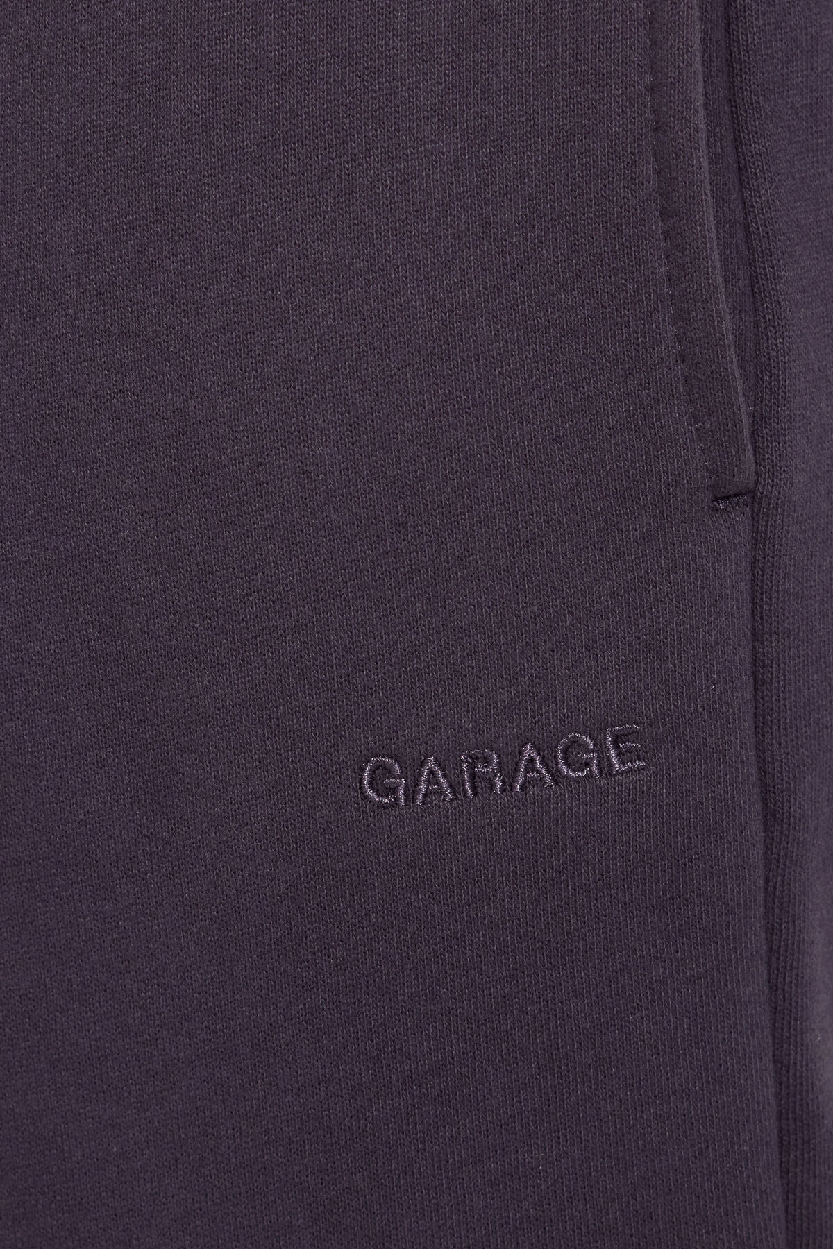 100091918_8AH_alt3_1920x2880-2