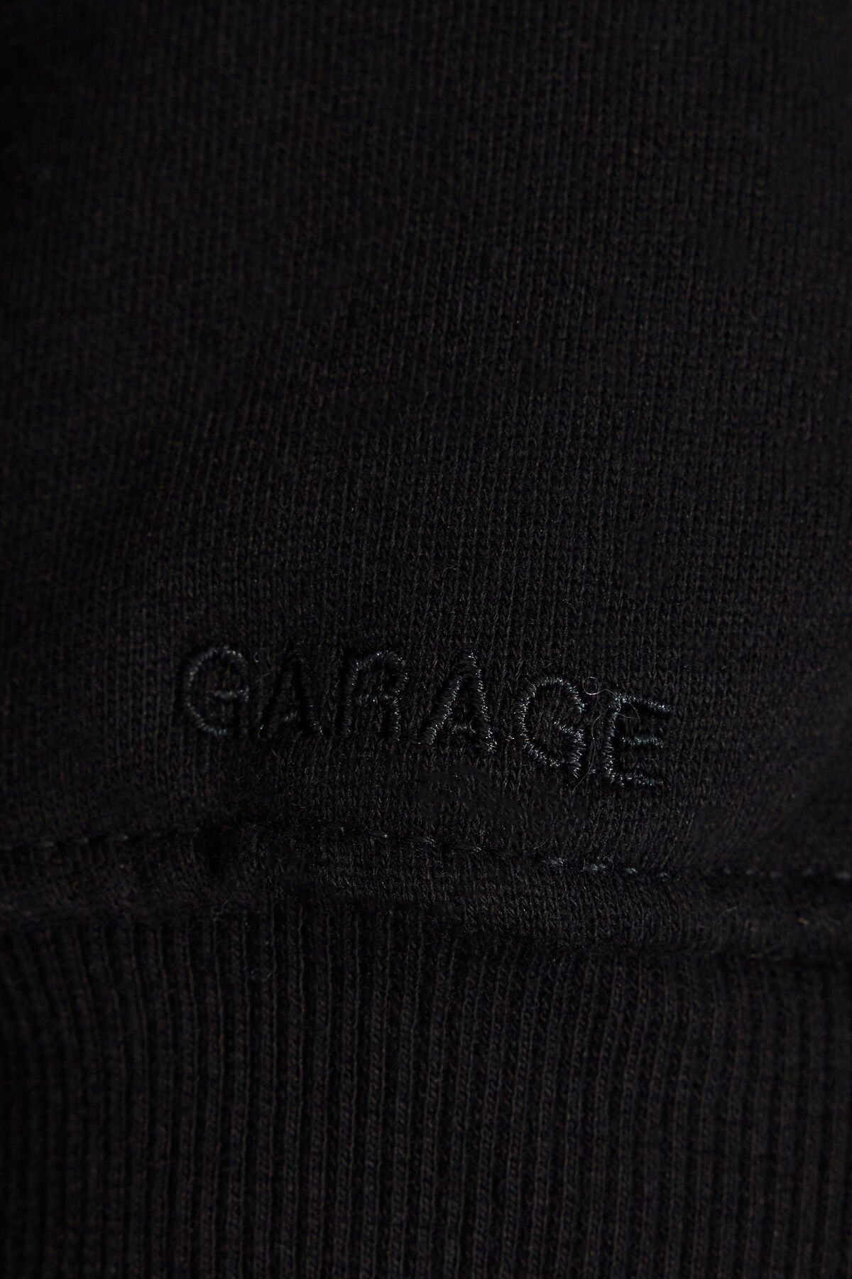 100092201_06V_alt5_1920x2880-13