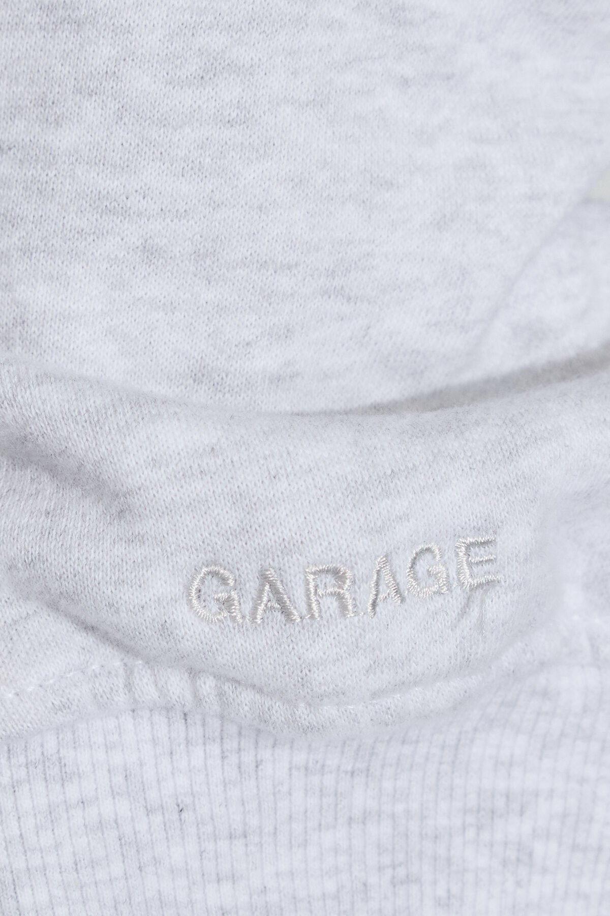 100092201_18X_alt4_1920x2880-15