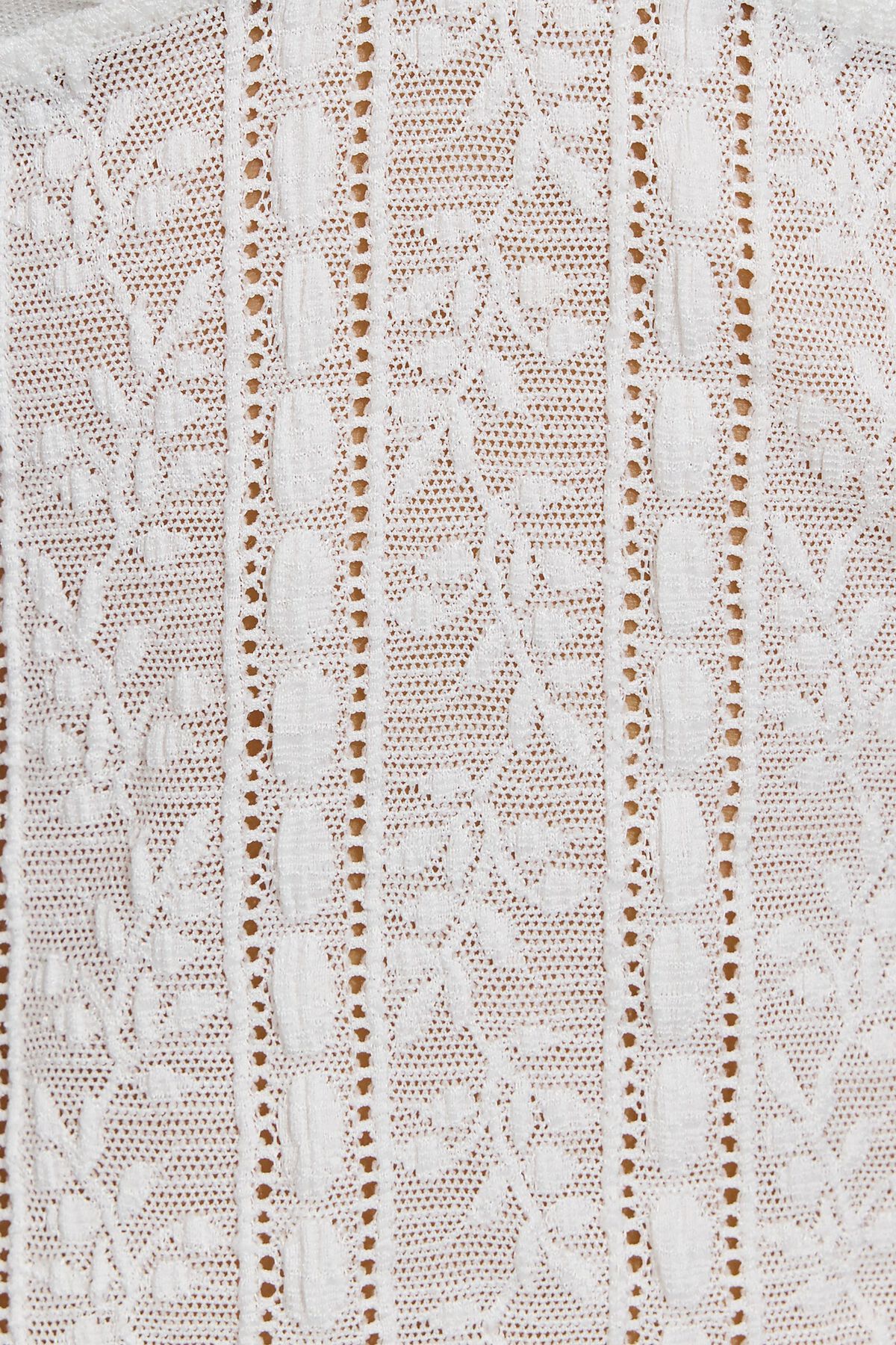 100092774_03G_alt3_1920x2880-1