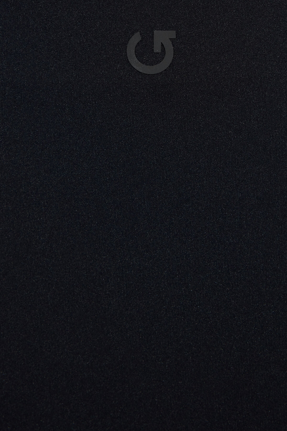 100095570_06V_alt5_1920x2880-2