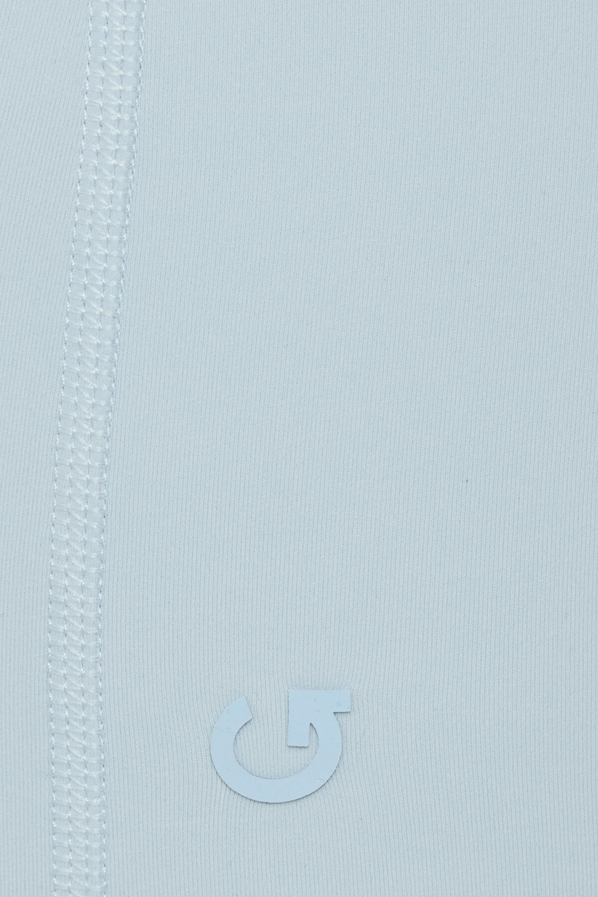 100095714_7VV_alt4_1920x2880-2