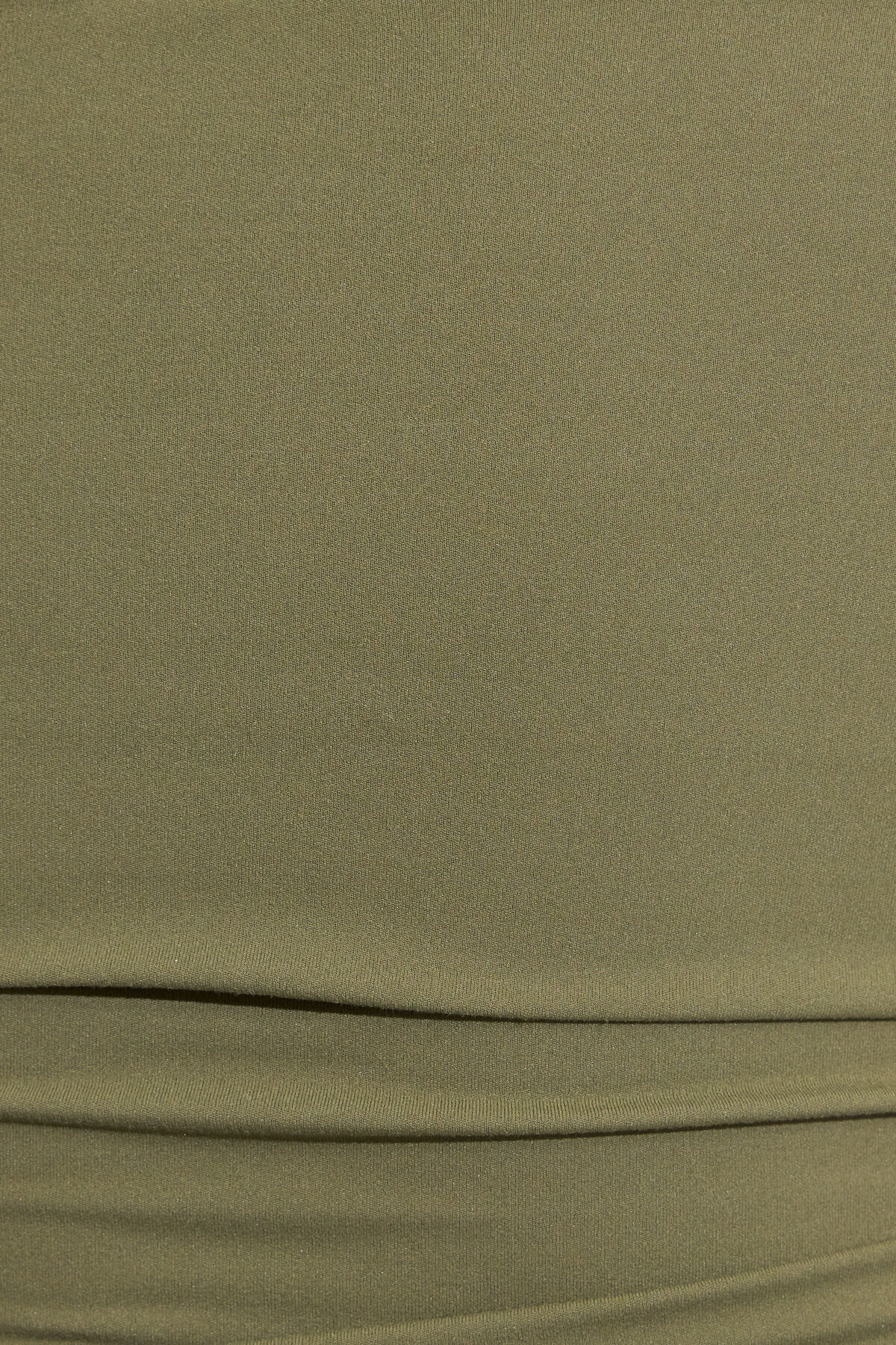 100095729_0HS_alt3_1920x2880-1