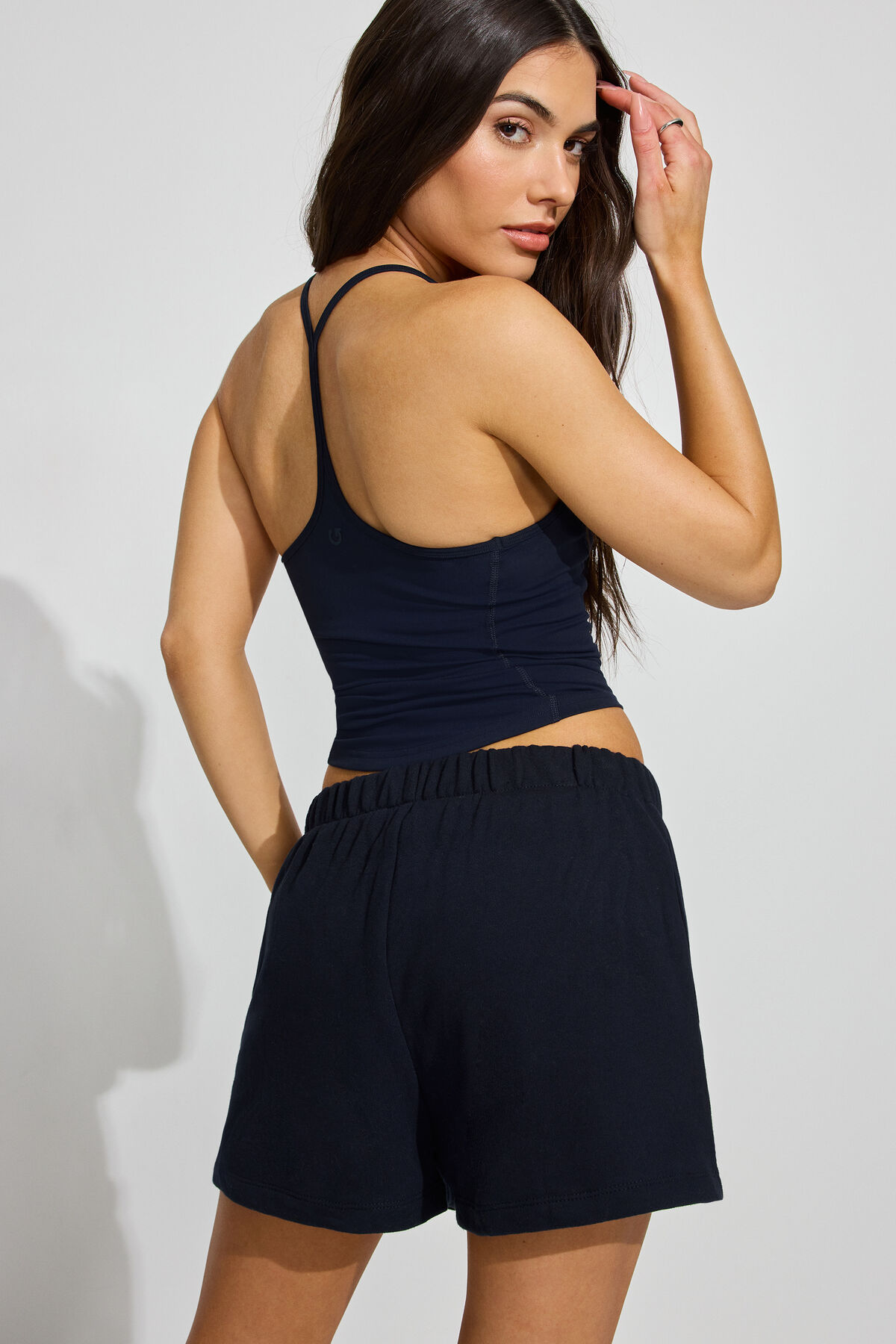 100096127_06G_alt3_1920x2880-1