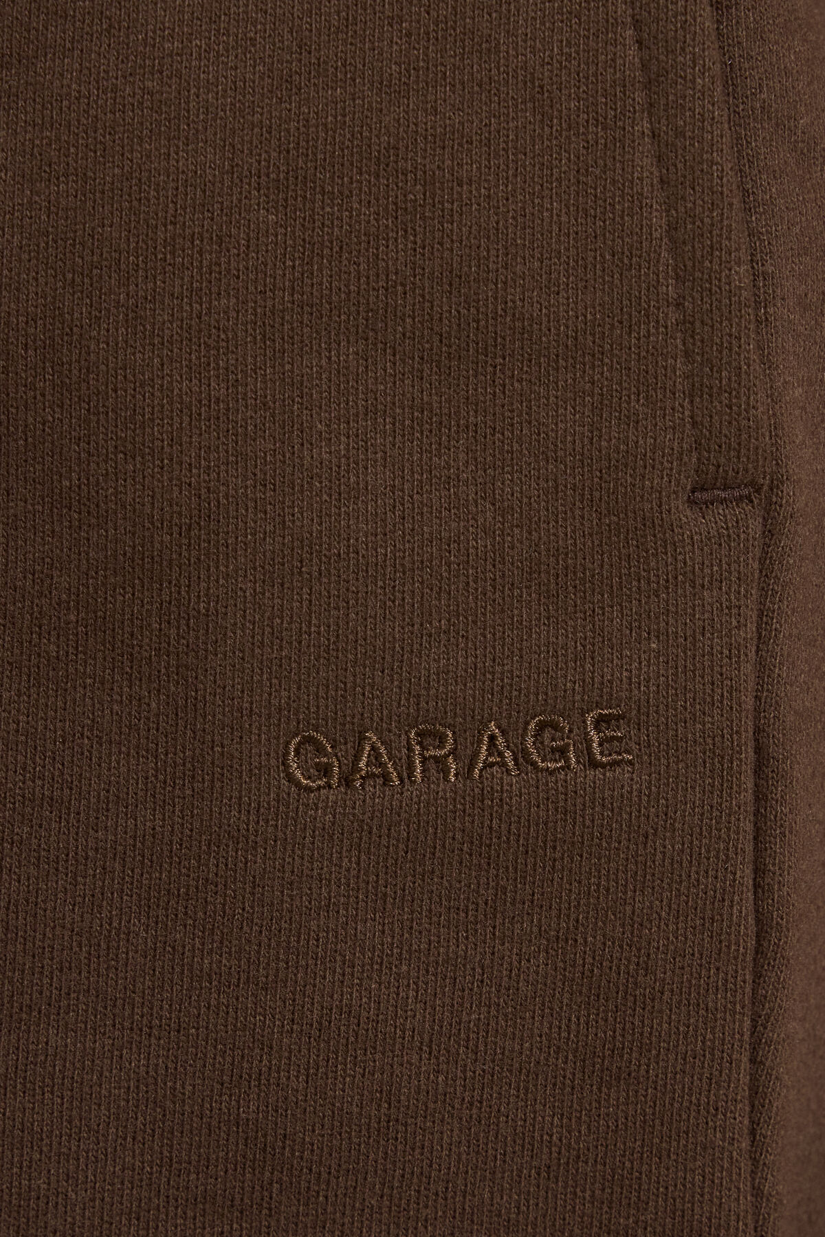 100096127_4DD_alt5_1920x2880