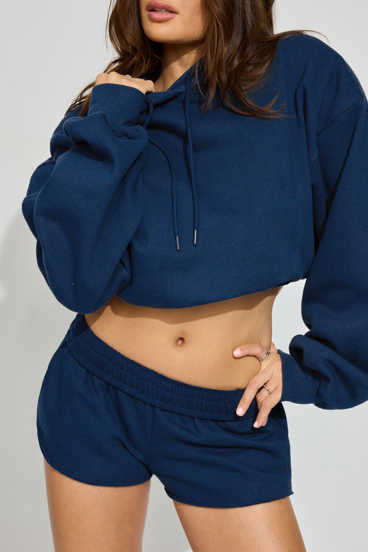 100096128_8H5_1920x2880-6