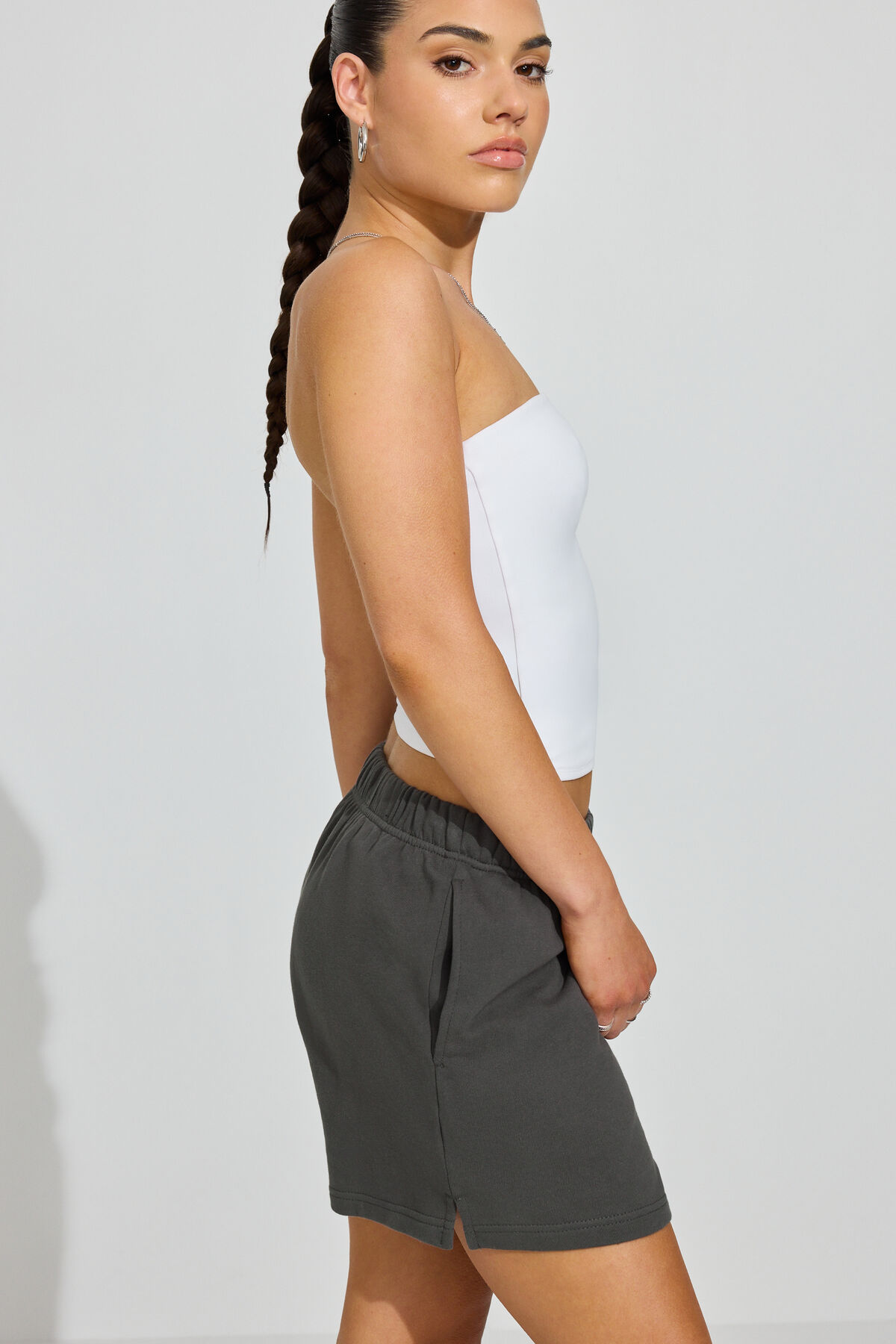 100096138_5GK_alt2_1920x2880-2