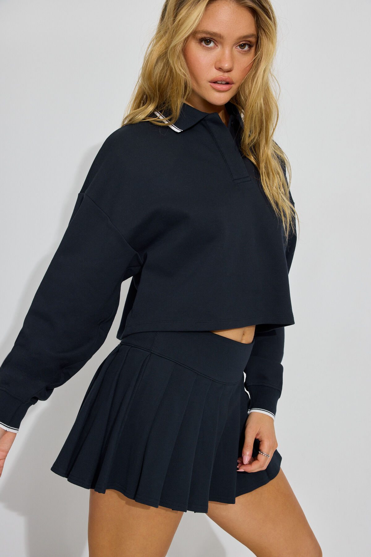 100096331_06G_alt2_1920x2880