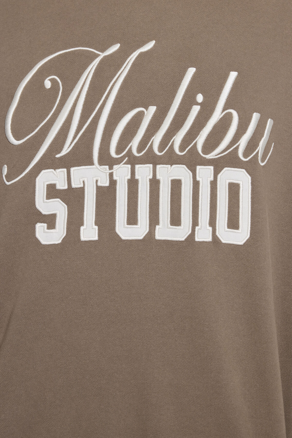 100097134_85V_alt5_1920x2880