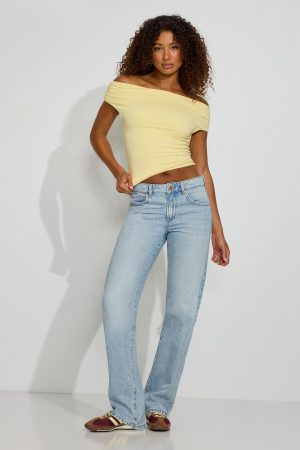 Relaxed Straight Jeans