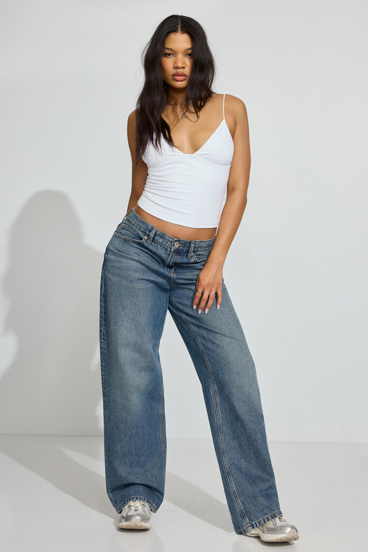 100098320_04N_alt1_1920x2880-1