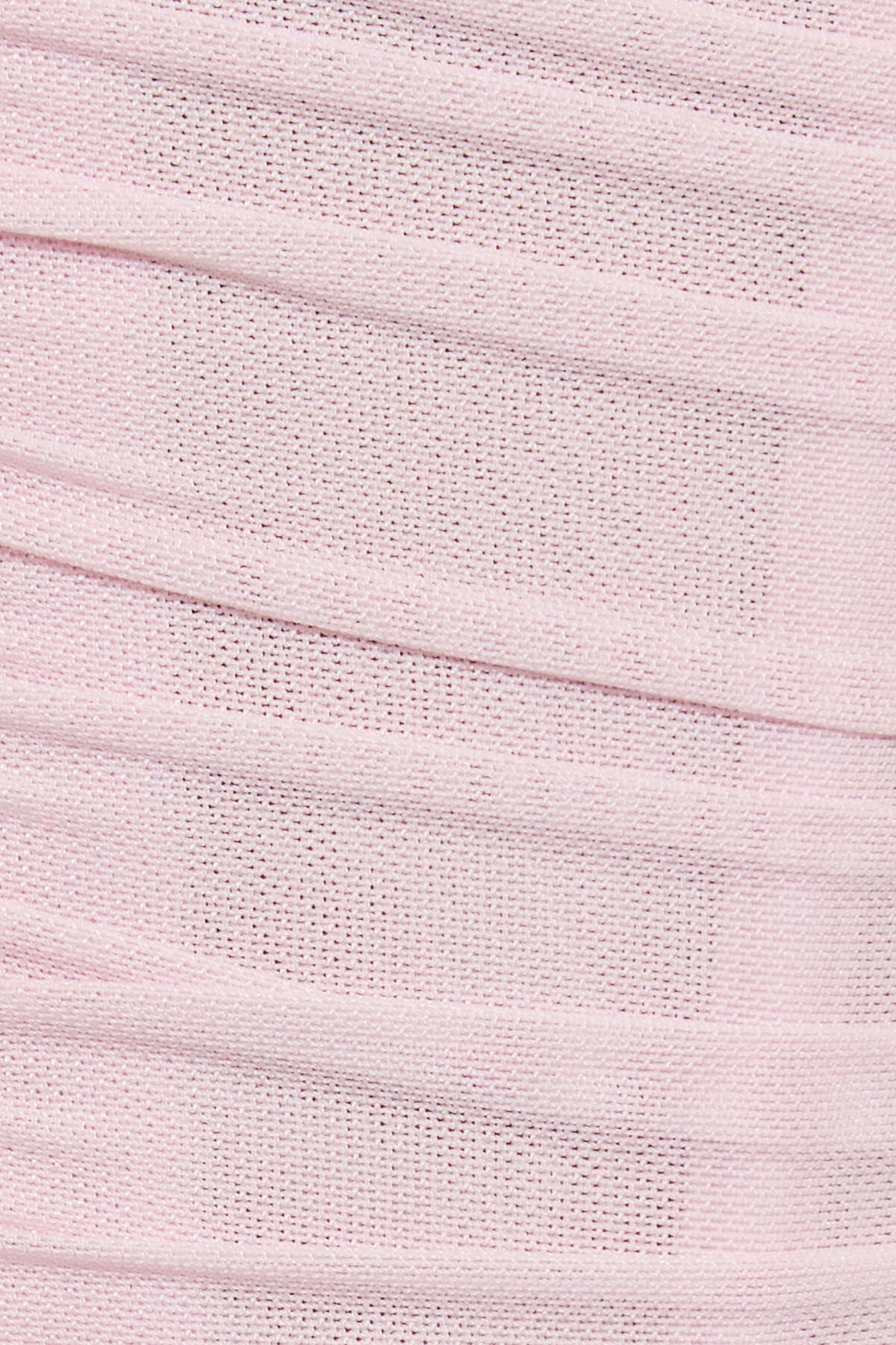 100098868_01K_alt3_1920x2880-7