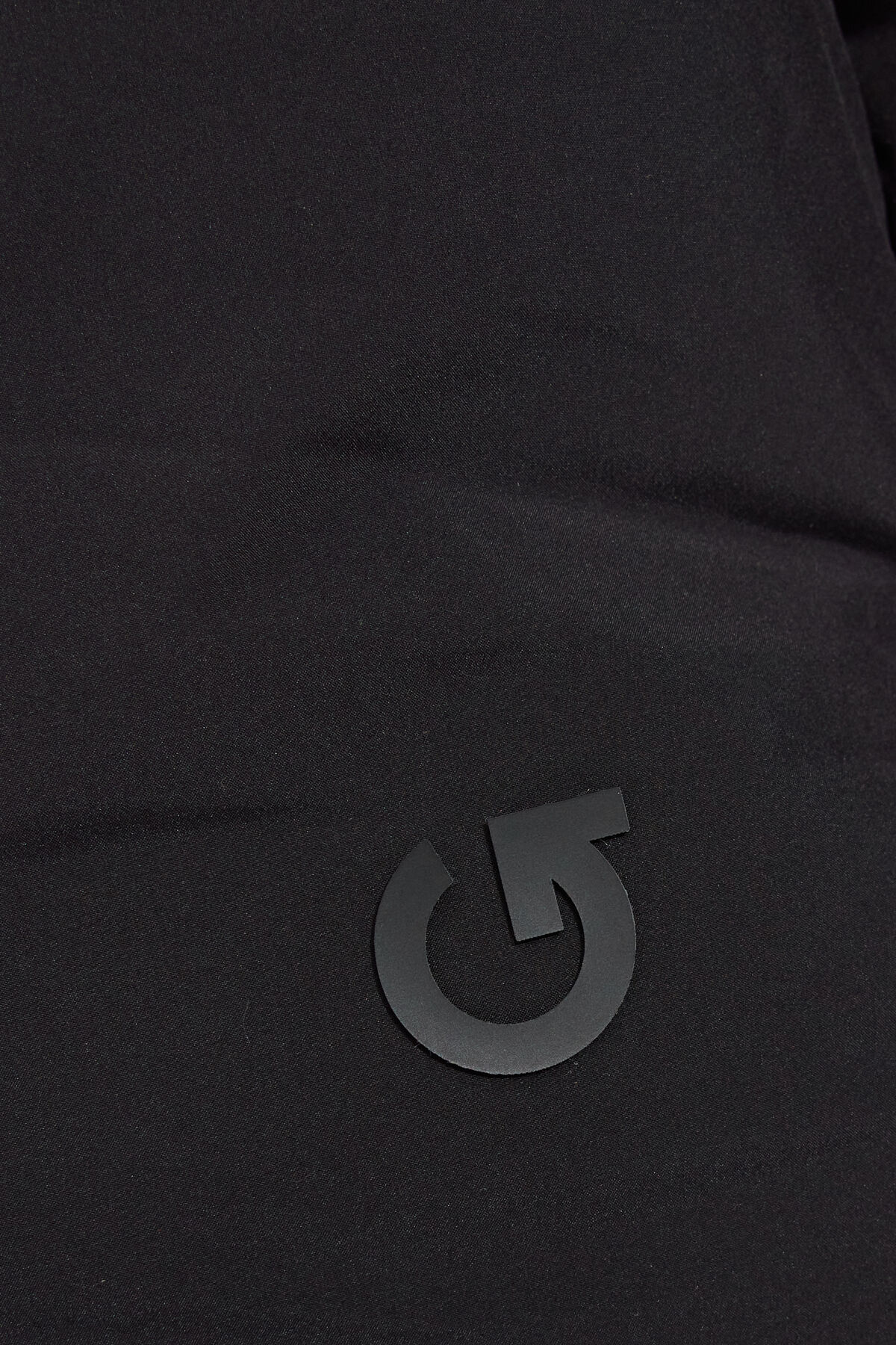 100099019_06V_alt4_1920x2880-7