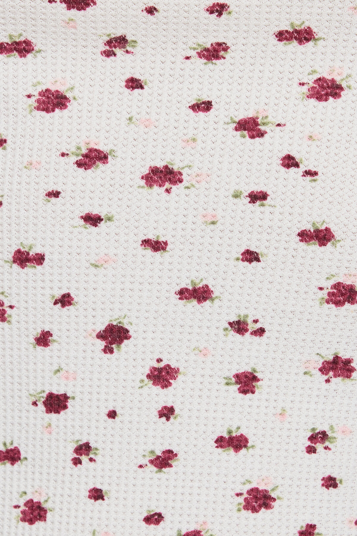 100099839_8GD_alt4_1920x2880-2