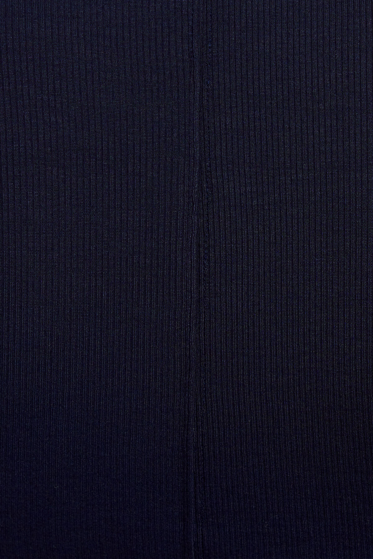 100100050_06G_alt3_1920x2880-6