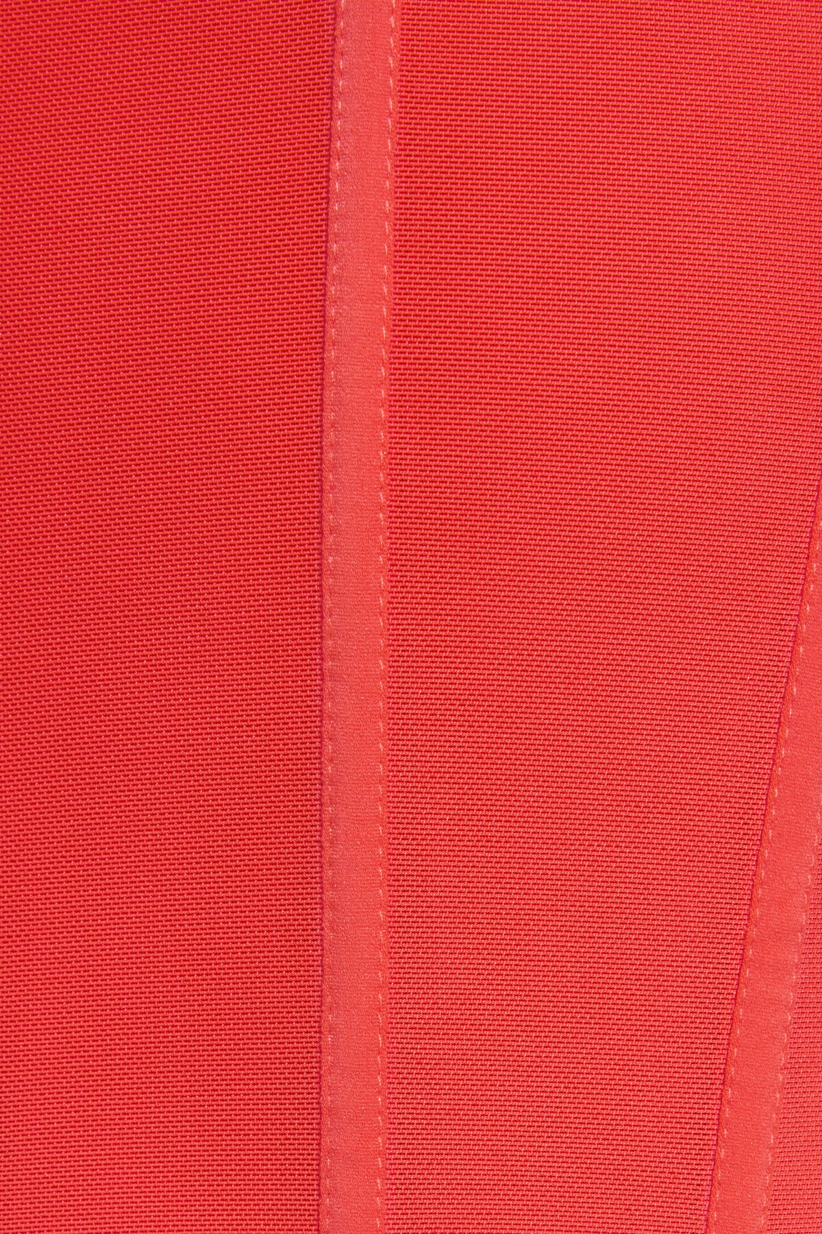 100101396_47M_alt3_1920x2880-6