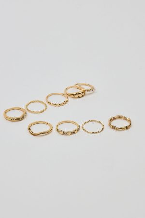 Set of 9 Gemmed & Textured Rings